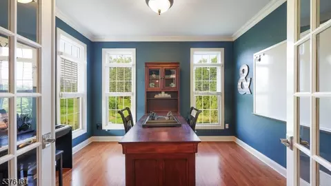 6 Windsor Way, Flemington, NJ 08822 photo 15