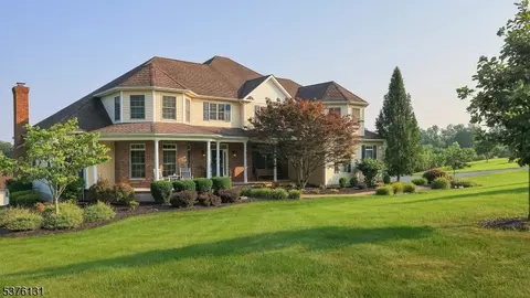 6 Windsor Way, Flemington, NJ 08822 photo 3