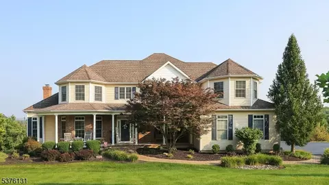 6 Windsor Way, Flemington, NJ 08822 photo 4