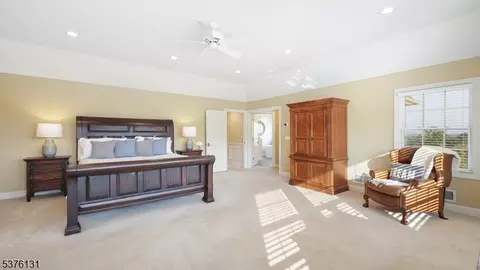 6 Windsor Way, Flemington, NJ 08822 photo 30
