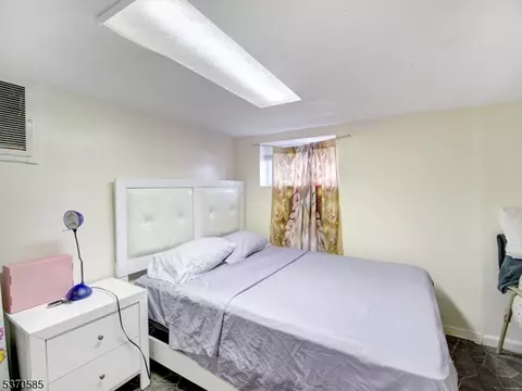 Bedroom - 73 S Maple Ave, Springfield, NJ 07081 photo 1 of 4