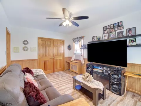Living - 73 S Maple Ave, Springfield, NJ 07081 photo 2 of 3