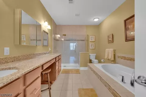 7 Wild Iris Ln, Hackettstown, NJ 07840 photo 20