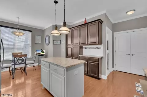 7 Wild Iris Ln, Hackettstown, NJ 07840 photo 14