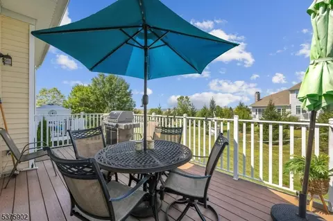 7 Wild Iris Ln, Hackettstown, NJ 07840 photo 8