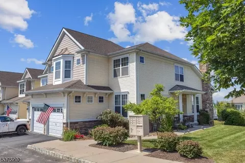 7 Wild Iris Ln, Hackettstown, NJ 07840 photo 3