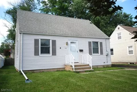 437 Lorraine Ave, Middlesex, NJ 08846