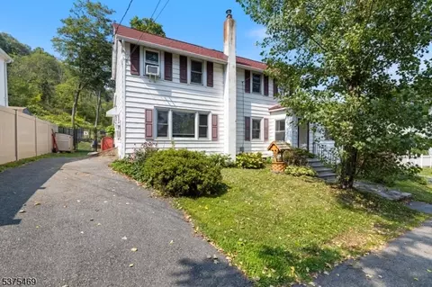 14 Holly Rd, Hibernia, NJ 07842