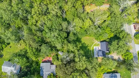 26 Lakeview Point Ave, Frankford Twp, NJ 07826
