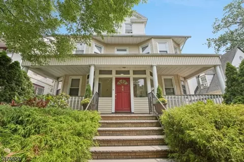 24 Girard Pl, Newark, NJ 07108