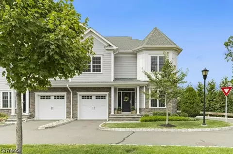 321 E Grove St #14, Westfield, NJ 07090