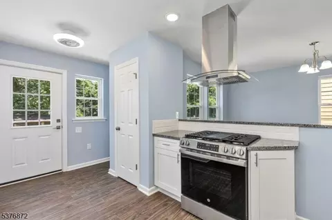 131 Eastern Ave, Somerville, NJ 08876 photo 5