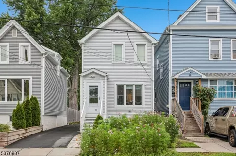 21 Meade St, West Orange, NJ 07052