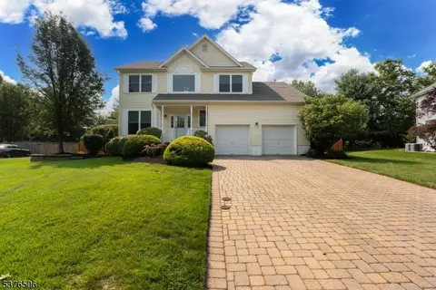 13 Wesley Rd, Hillsborough, NJ 08844