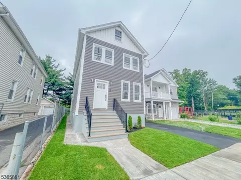 Exterior - 413 E 9th Ave, Roselle, NJ 07203 photo 4 of 9