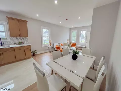 Dining - 413 E 9th Ave, Roselle, NJ 07203 photo 1 of 2