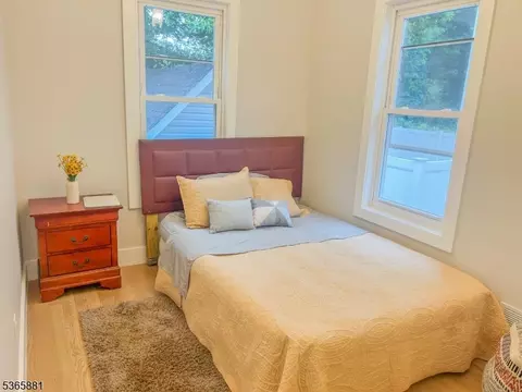 Bedroom - 413 E 9th Ave, Roselle, NJ 07203 photo 3 of 7