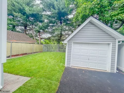 Exterior - 413 E 9th Ave, Roselle, NJ 07203 photo 8 of 9