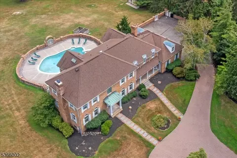1 Stillery Rd, Lebanon, NJ 08833
