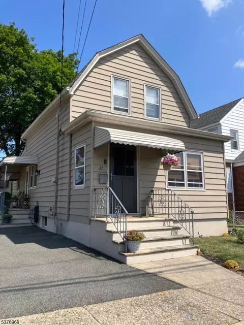 29 Miller Ave, Elmwood Park, NJ 07407