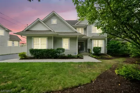 725 Cornelia St, Boonton, NJ 07005