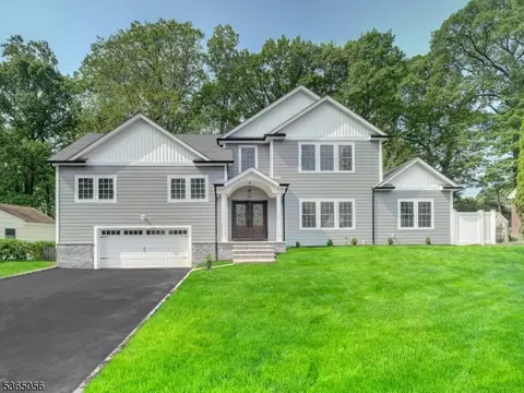 345 Creek Bed Rd, Mountainside, NJ 07092