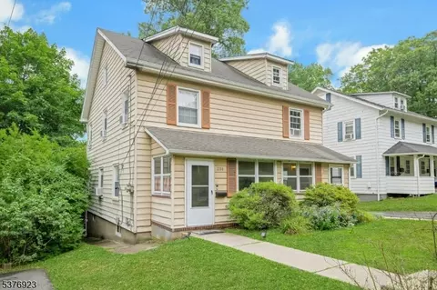 251-253 Mccosh Rd, Upper Montclair, NJ 07043 photo 3