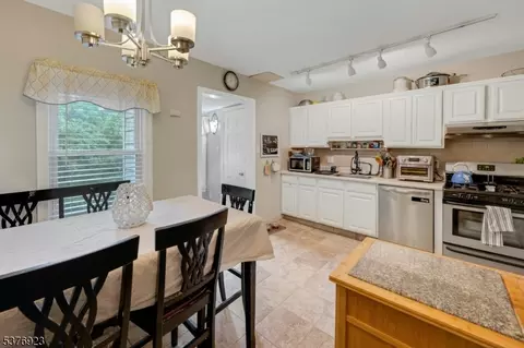 251-253 Mccosh Rd, Upper Montclair, NJ 07043 photo 21