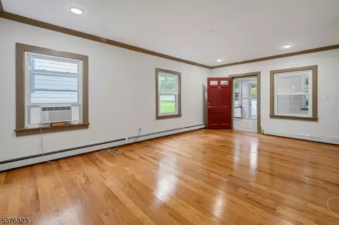 251-253 Mccosh Rd, Upper Montclair, NJ 07043 photo 4