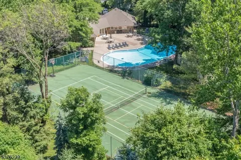 25 Birch Ln, Wayne, NJ 07470 photo 48