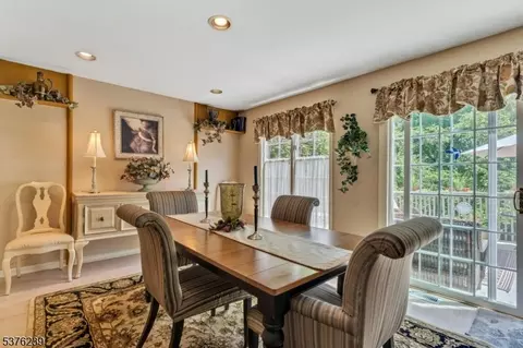 25 Birch Ln, Wayne, NJ 07470 photo 16