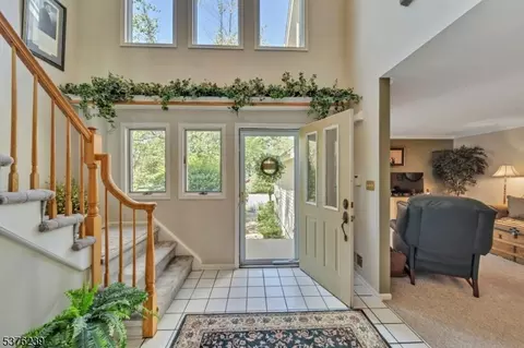 25 Birch Ln, Wayne, NJ 07470 photo 6