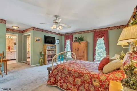 25 Birch Ln, Wayne, NJ 07470 photo 28