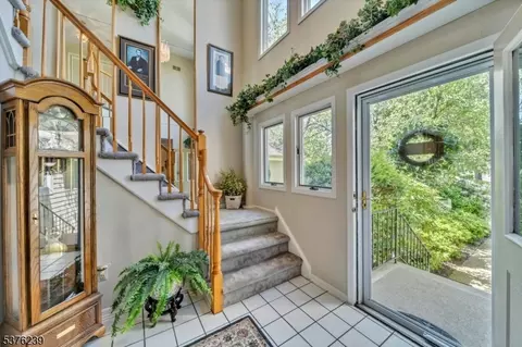 25 Birch Ln, Wayne, NJ 07470 photo 5