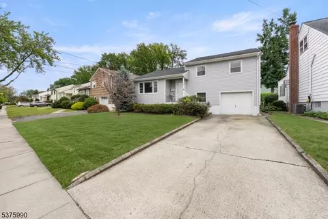 1114 W Chestnut St, Union, NJ 07083