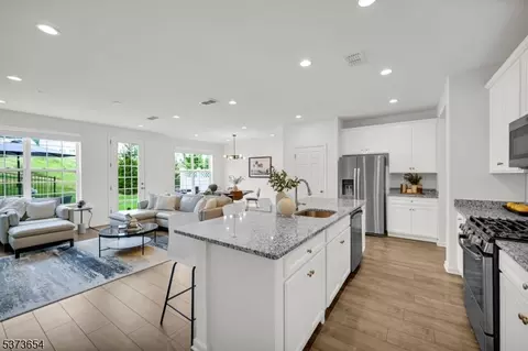 104 Sequoia Dr, Cedar Grove, NJ 07009