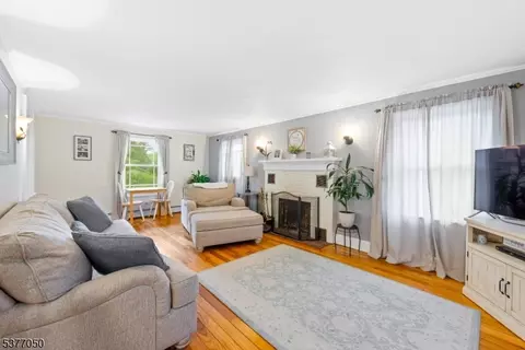 310 Sharp St, Hackettstown, NJ 07840