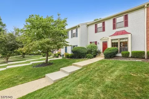 156 Woodward Ln #156, Basking Ridge, NJ 07920