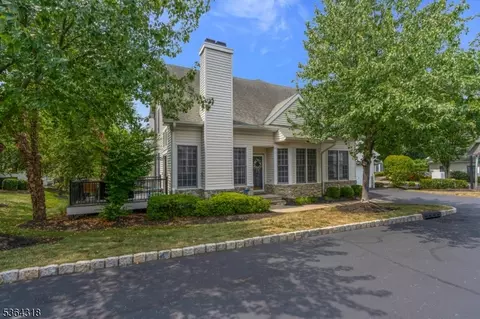 2 Sawgrass Way, Annandale, NJ 08801