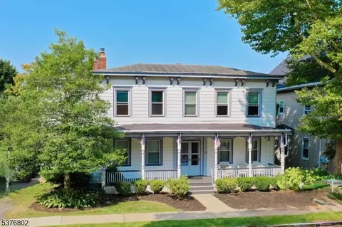88 Main St, Stanhope, NJ 07874