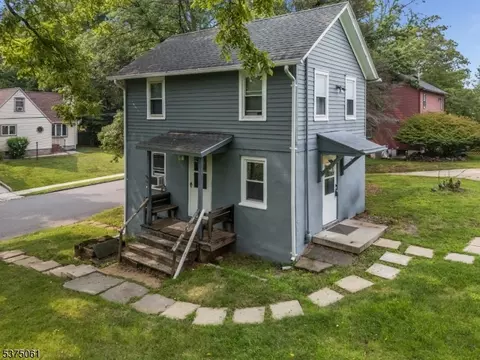 22 Allen St, Flemington Boro, NJ 08822