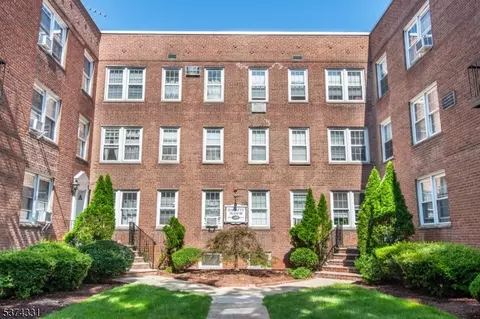 126 Hackett Pl #303, Rutherford, NJ 07070