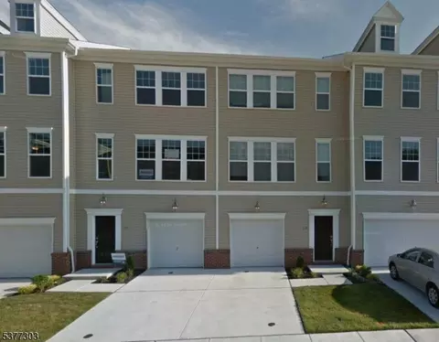 108 Creekside Way, Burlington, NJ 08016