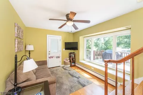 176 Beechwood Dr, Wayne, NJ 07470 photo 14