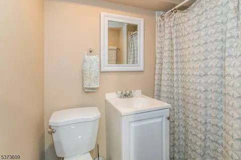 176 Beechwood Dr, Wayne, NJ 07470 photo 29