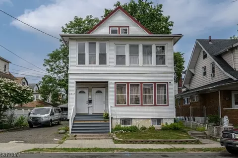 275-277 19th Ave, Paterson, NJ 07504