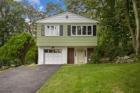126 Harris Ave, Stanhope, NJ 07874