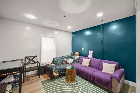 726 E 6th St #2, Plainfield, NJ 07062 photo 4