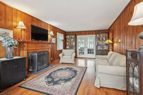 55 Valley View Ter, Wayne, NJ 07470 photo 8