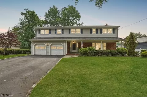 2252 New York Ave, Scotch Plains, NJ 07076